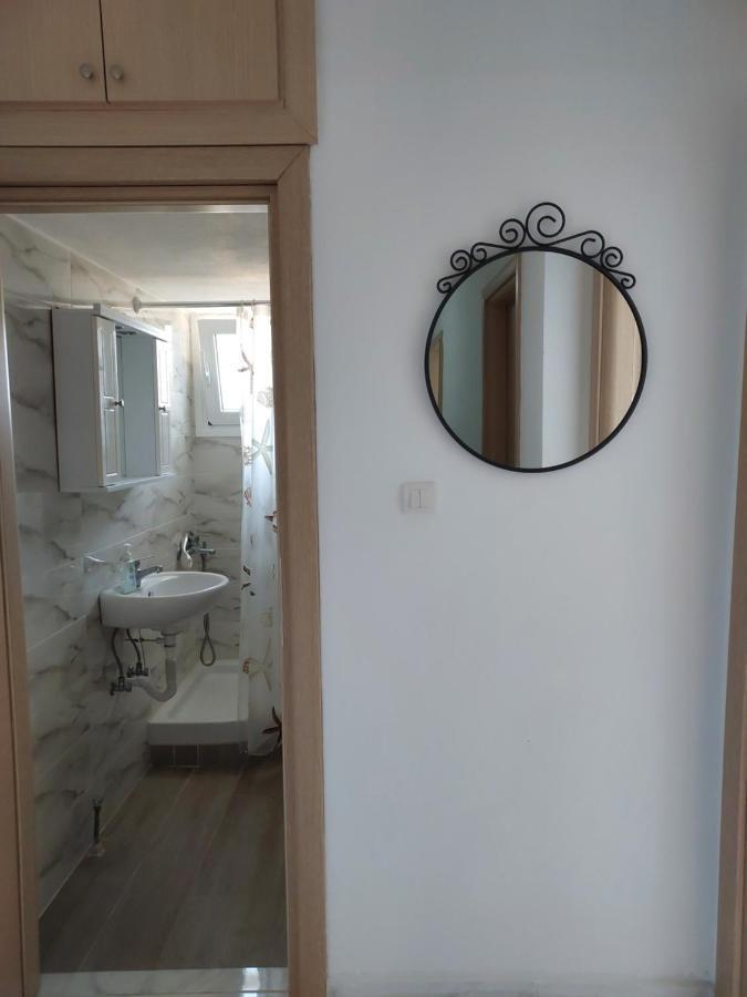 Anna'S Rooms ネア・ミカニオーナ エクステリア 写真